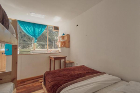 Backpackers-balcones-river-lodge